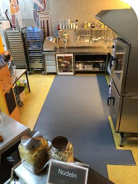 anwendung-matte-kantine-2019-09